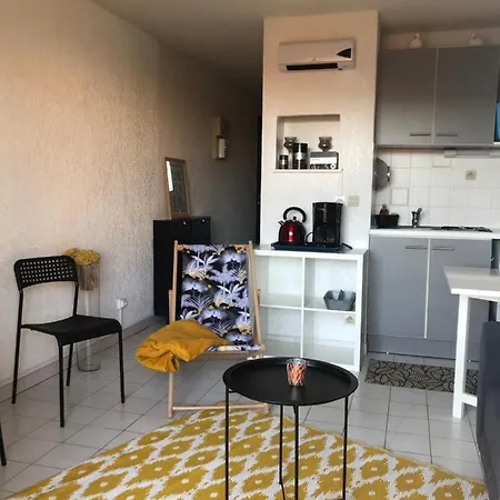 Apartment Vue Les Pieds Dans L'eau
